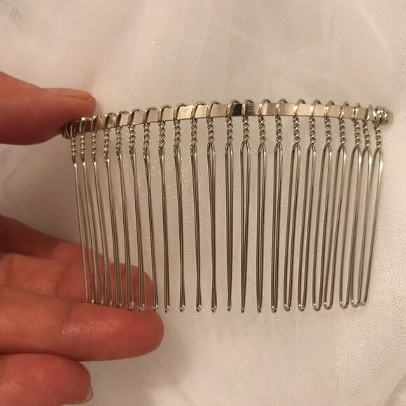 Set of 2 __ Metal Comb 22 Teeth_ Extra Long Teeth 47mm_ for DIY Veil Project - Picture 3 of 4